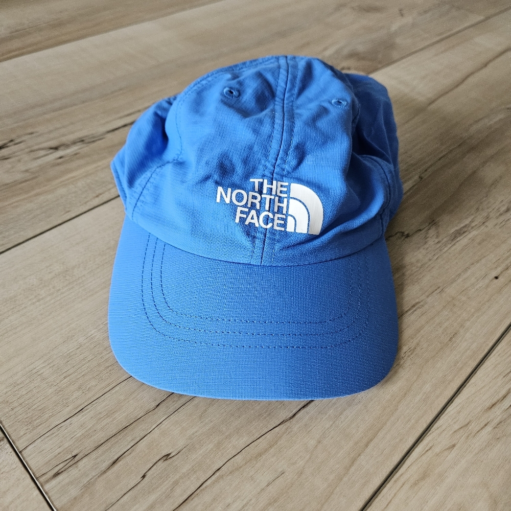 NWOT - North Face Youth Hat